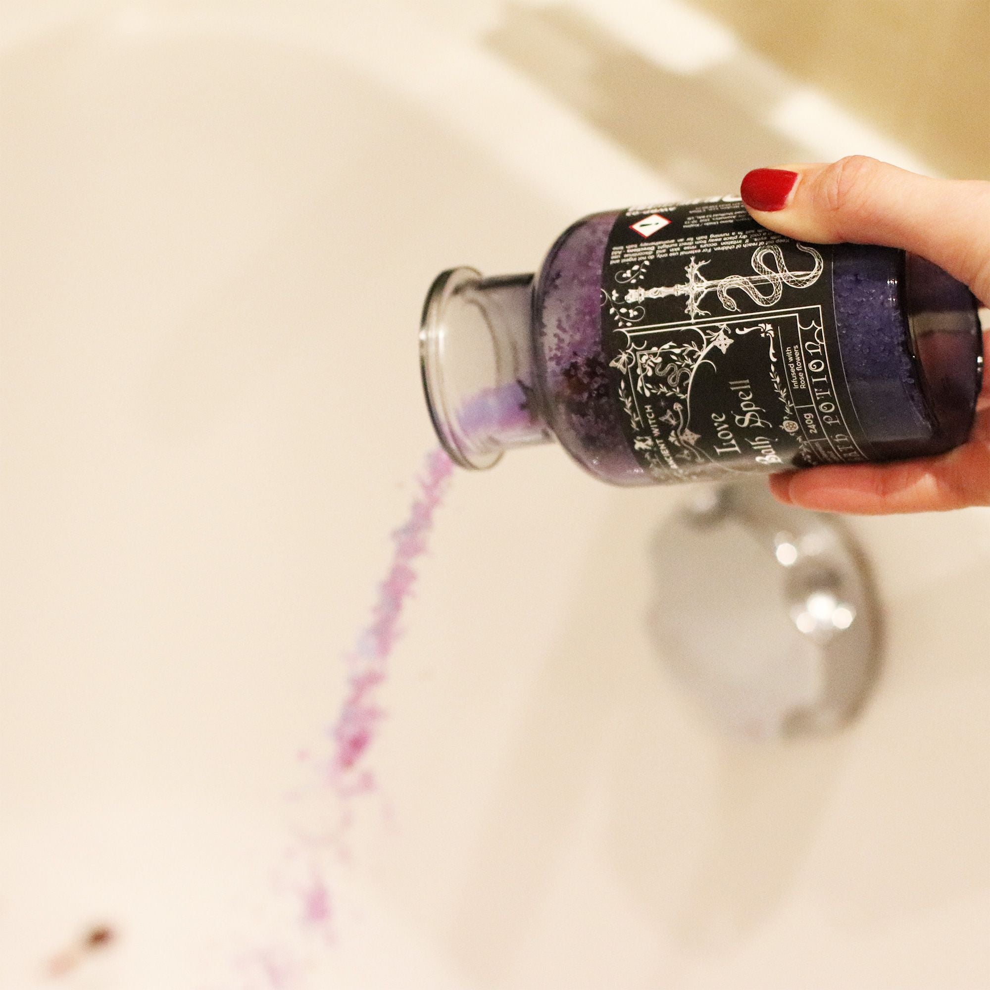 Baño de Bruja Amor · Poción Ritual con Cuarzo Rosa